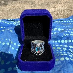 NEW 925 Sterling Simulated Moonstone Vintage style wide band ring, ring size 7